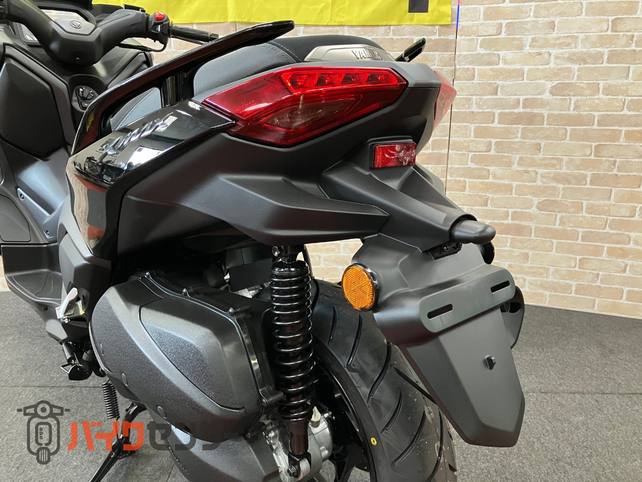 X-MAX250 Y-Connect 電動スクリーン　新車　スマートキー　FI車　ABS_6
