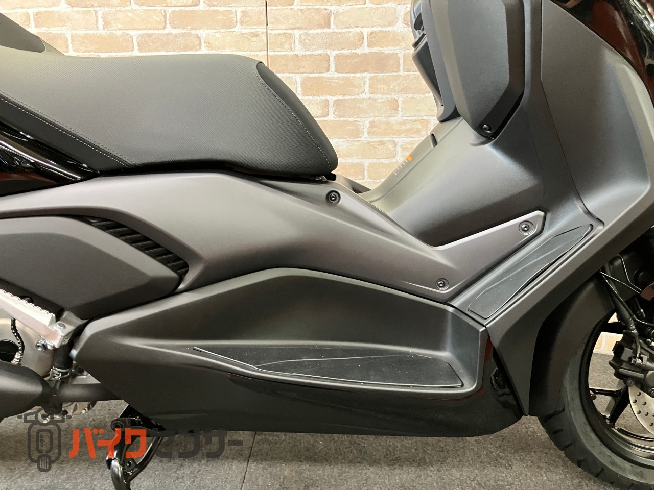 X-MAX250 Y-Connect 電動スクリーン　新車　スマートキー　FI車　ABS_32