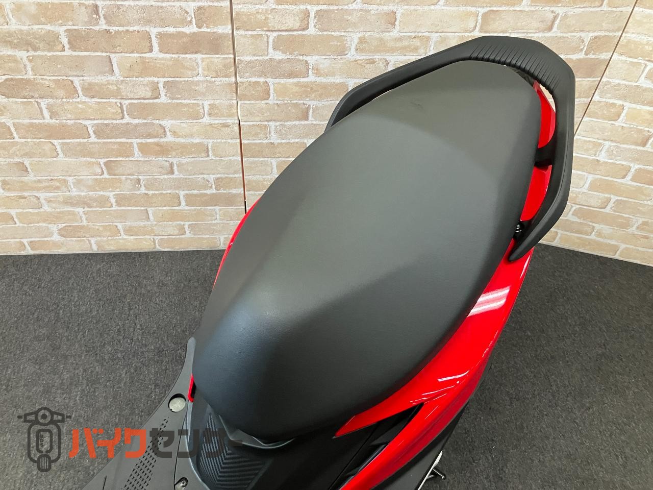 JOG125　２０２５年新型モデル　２年保証付き　メットインスクーター　サイドスタンド_15