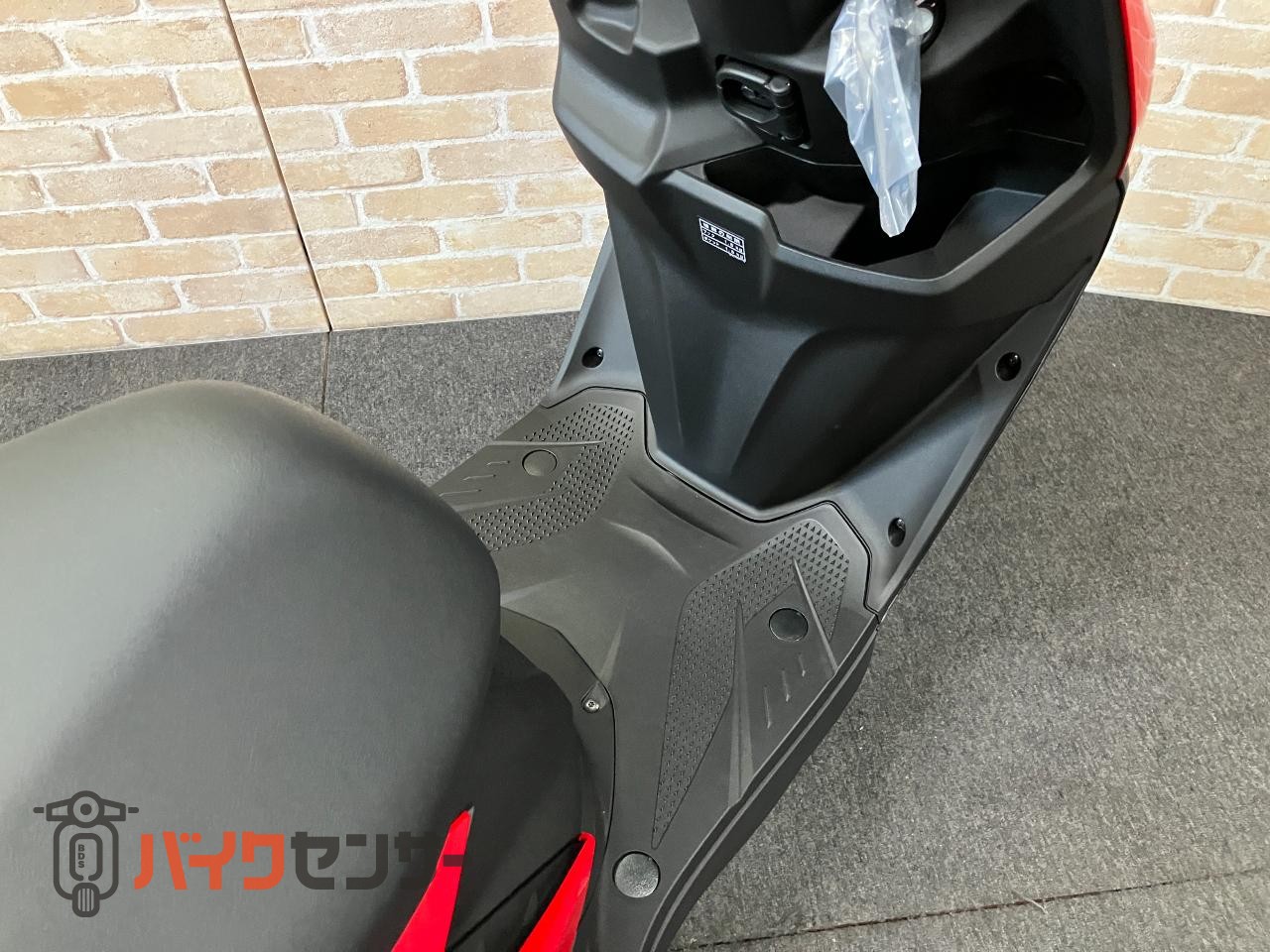 JOG125　２０２５年新型モデル　２年保証付き　メットインスクーター　サイドスタンド_26