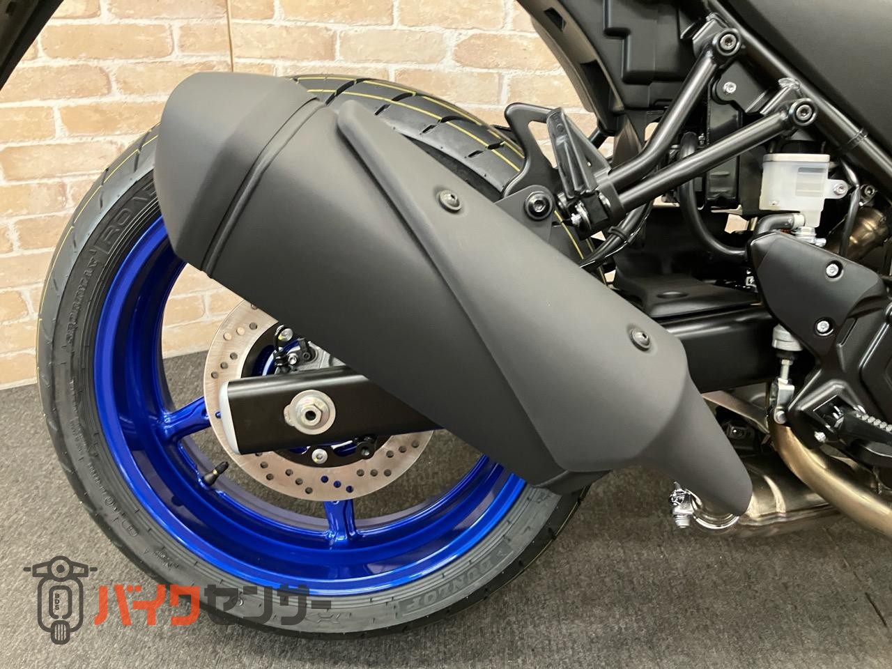 SV650X　2025年モデル　パールテックホワイト_6