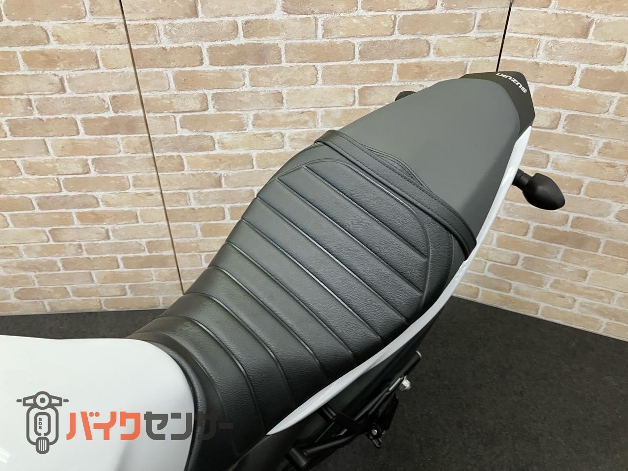 SV650X　2025年モデル　パールテックホワイト_18