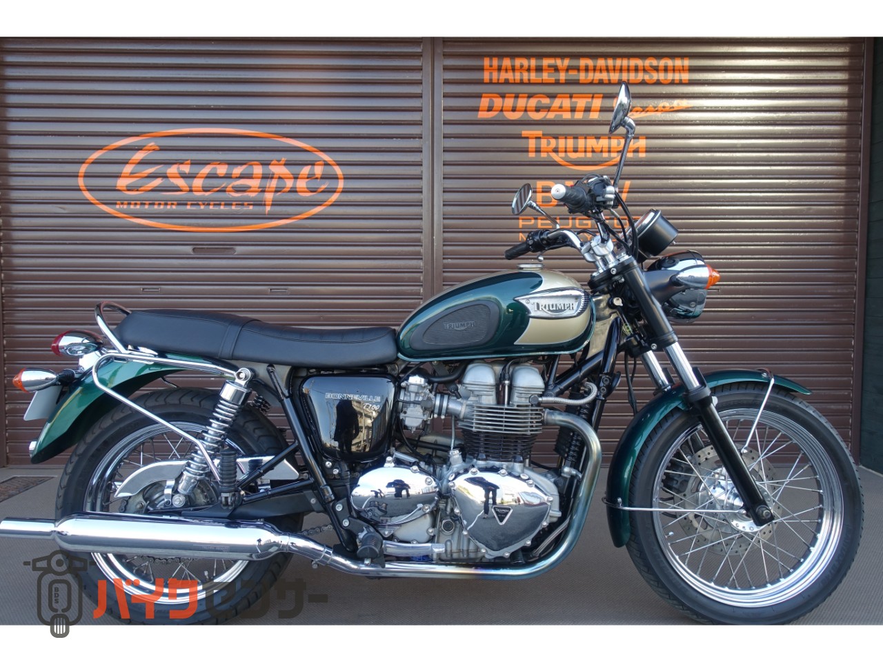 トライアンフボンネビル t100 純正オプションスポーツマフラー