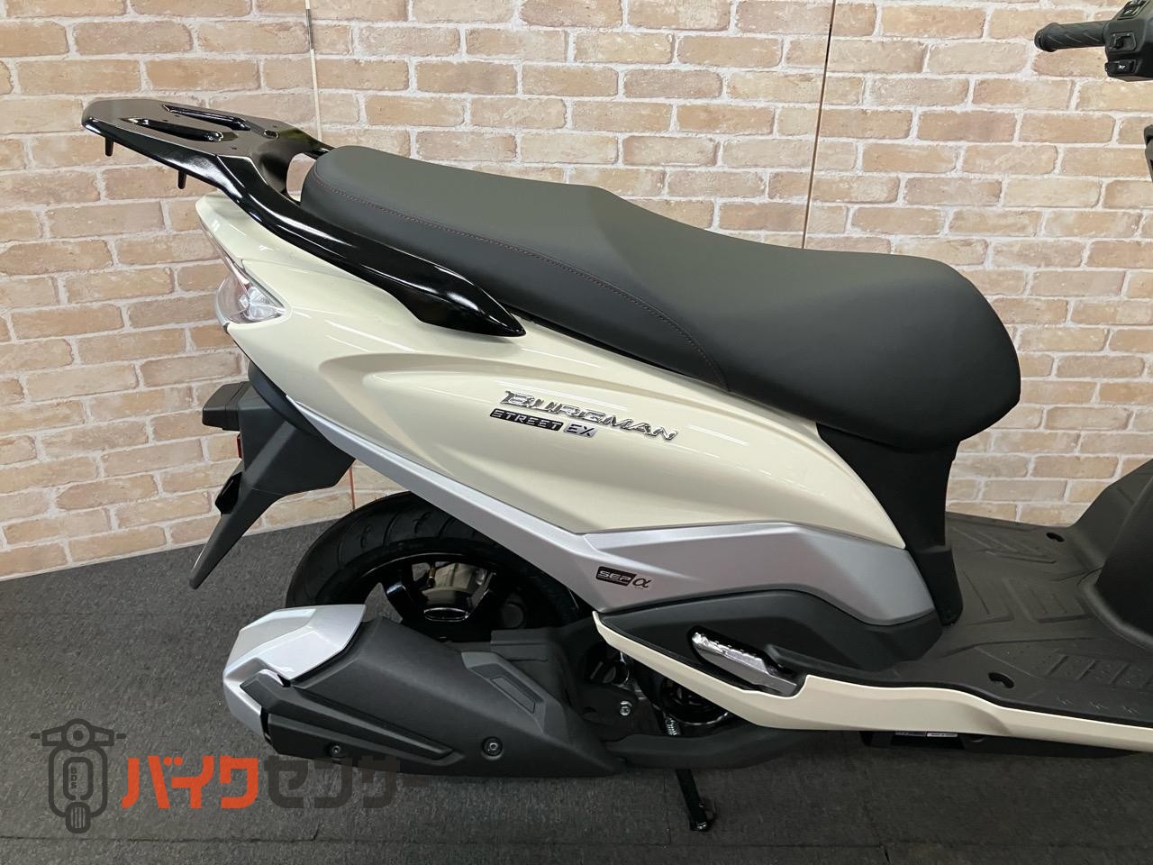 バーグマンストリート125EX 　M6モデル　SEPエンジン　アイドリングストップ　リアキャリア　サイドスタンド_12