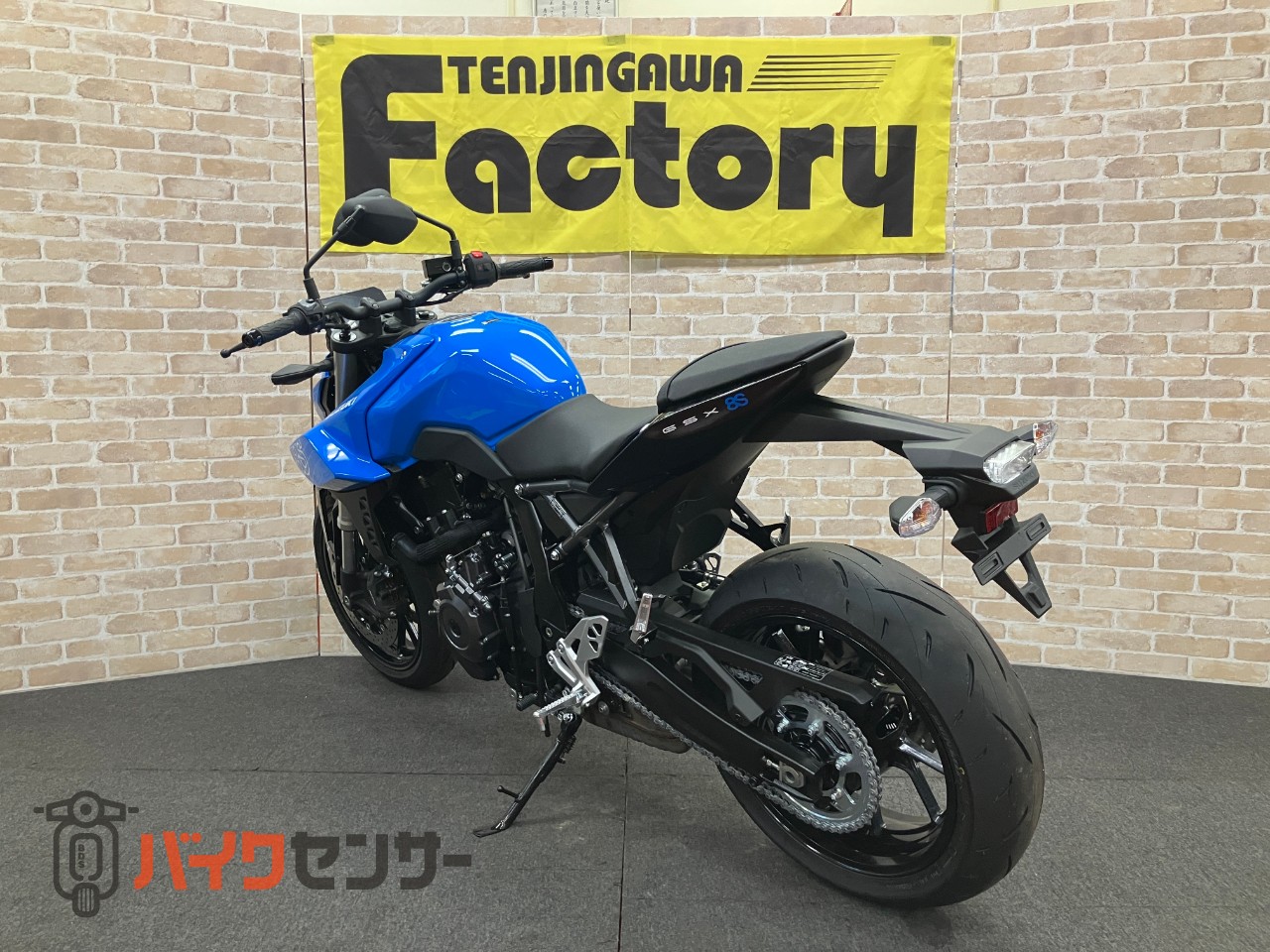 GSX-8S M5モデル　クイックシフター　フルカラーメーター_5