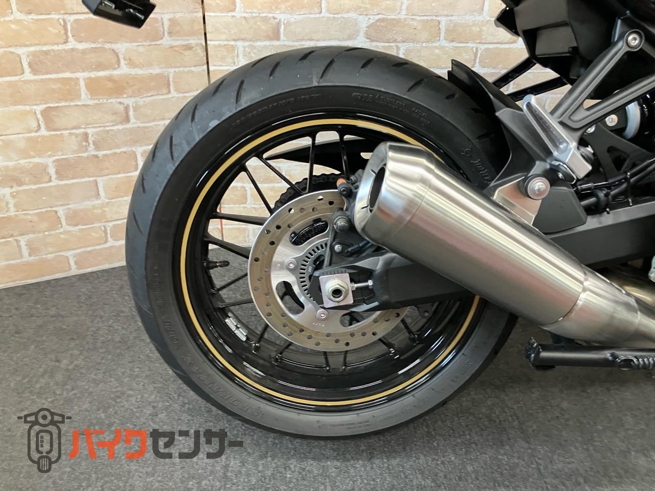 Z900RSカフェ　　ローシート加工　ステップブラケット装備　メタリックディアブロブラック ABS ETC 倒立フォーク_31