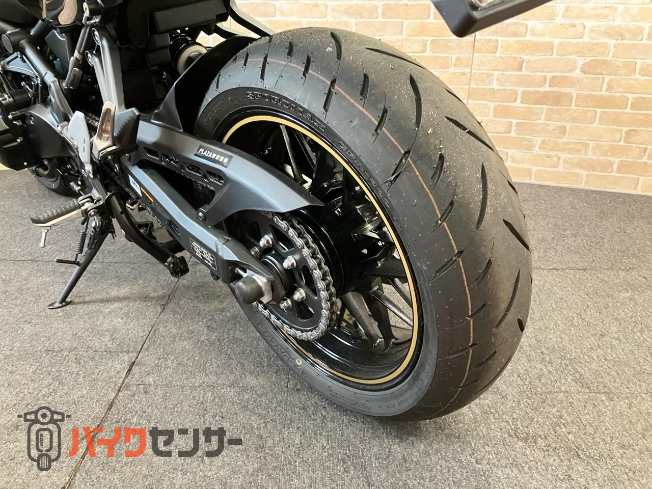 Z900RSカフェ　　ローシート加工　ステップブラケット装備　メタリックディアブロブラック ABS ETC 倒立フォーク_34