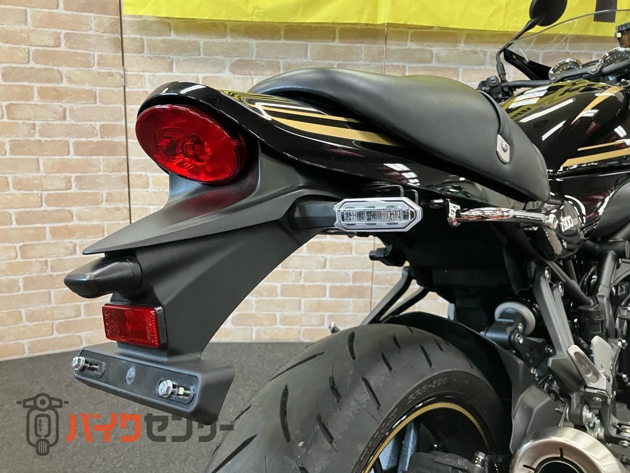 Z900RSカフェ　　ローシート加工　ステップブラケット装備　メタリックディアブロブラック ABS ETC 倒立フォーク_38