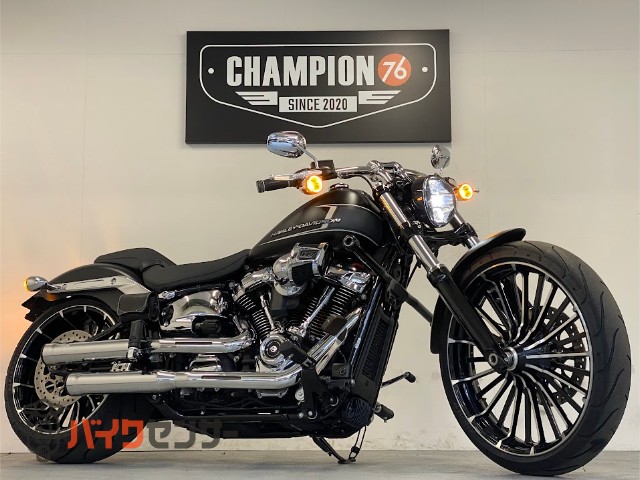 FXBR ソフテイルブレイクアウト　ブラックデニム  ＣＯＢＲＡスリップオン　クラッシュバー　スモークレンズ　グリップ　ＥＴＣ