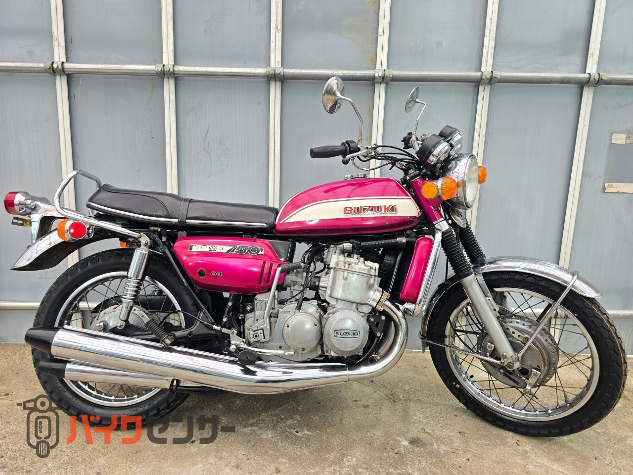 スズキ GT750 最初期型／フルノーマル／純正オリジナルペイント／純正