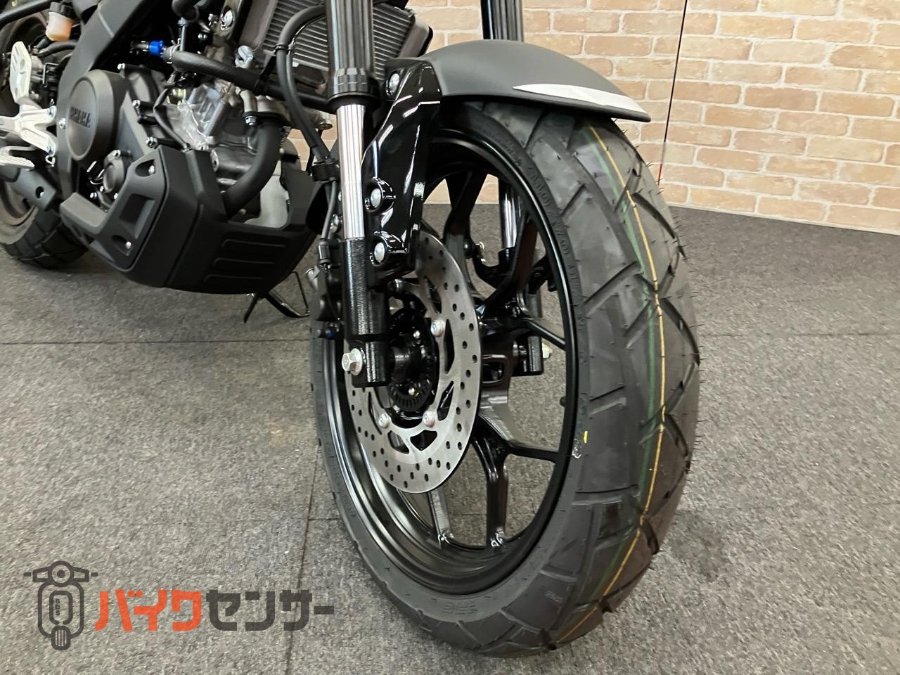 XSR125_16