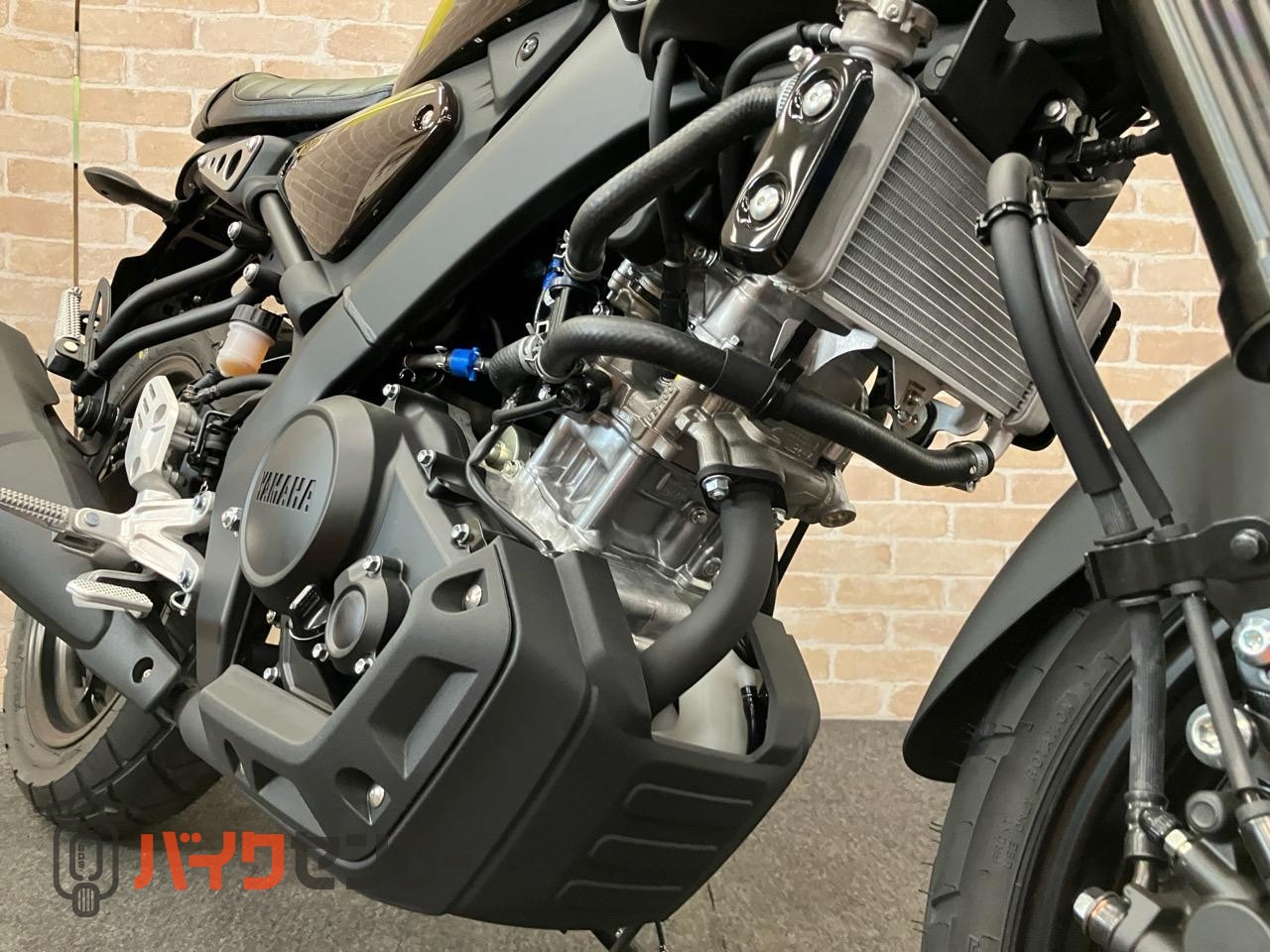 XSR125_18