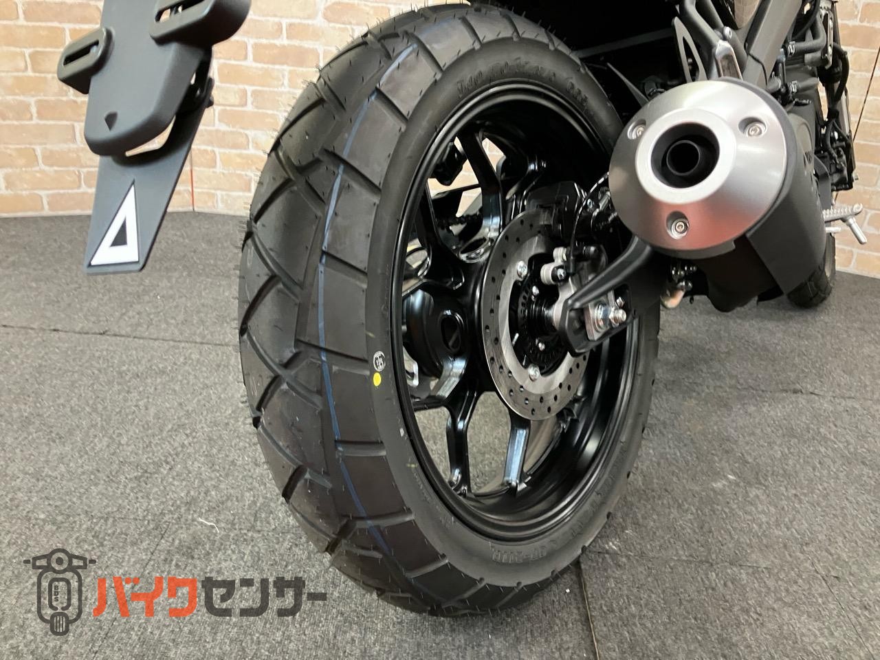 XSR125_28