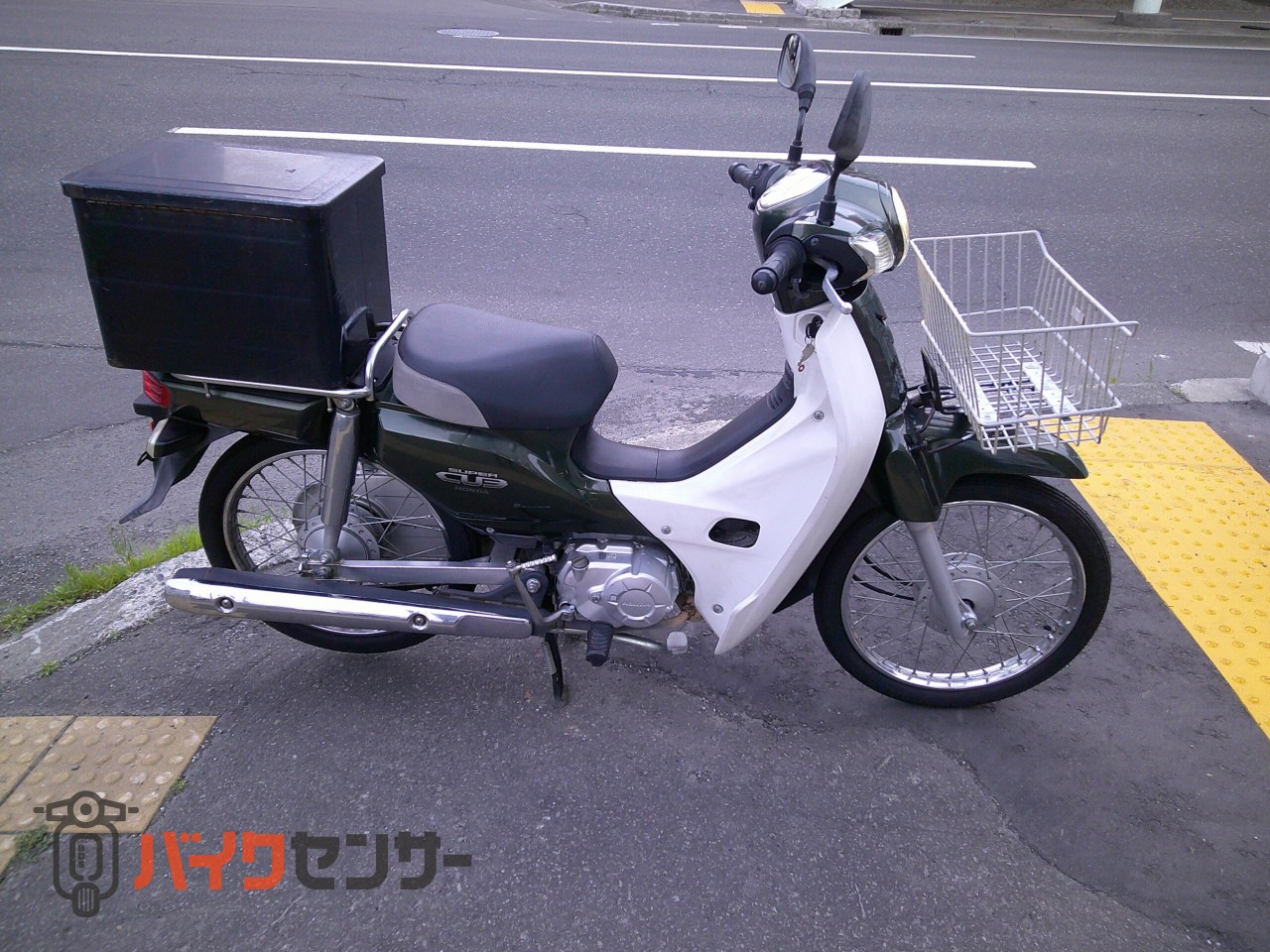 購入済み】調子の良い！ホンダ スーパーカブ C-50 12vタイヤ