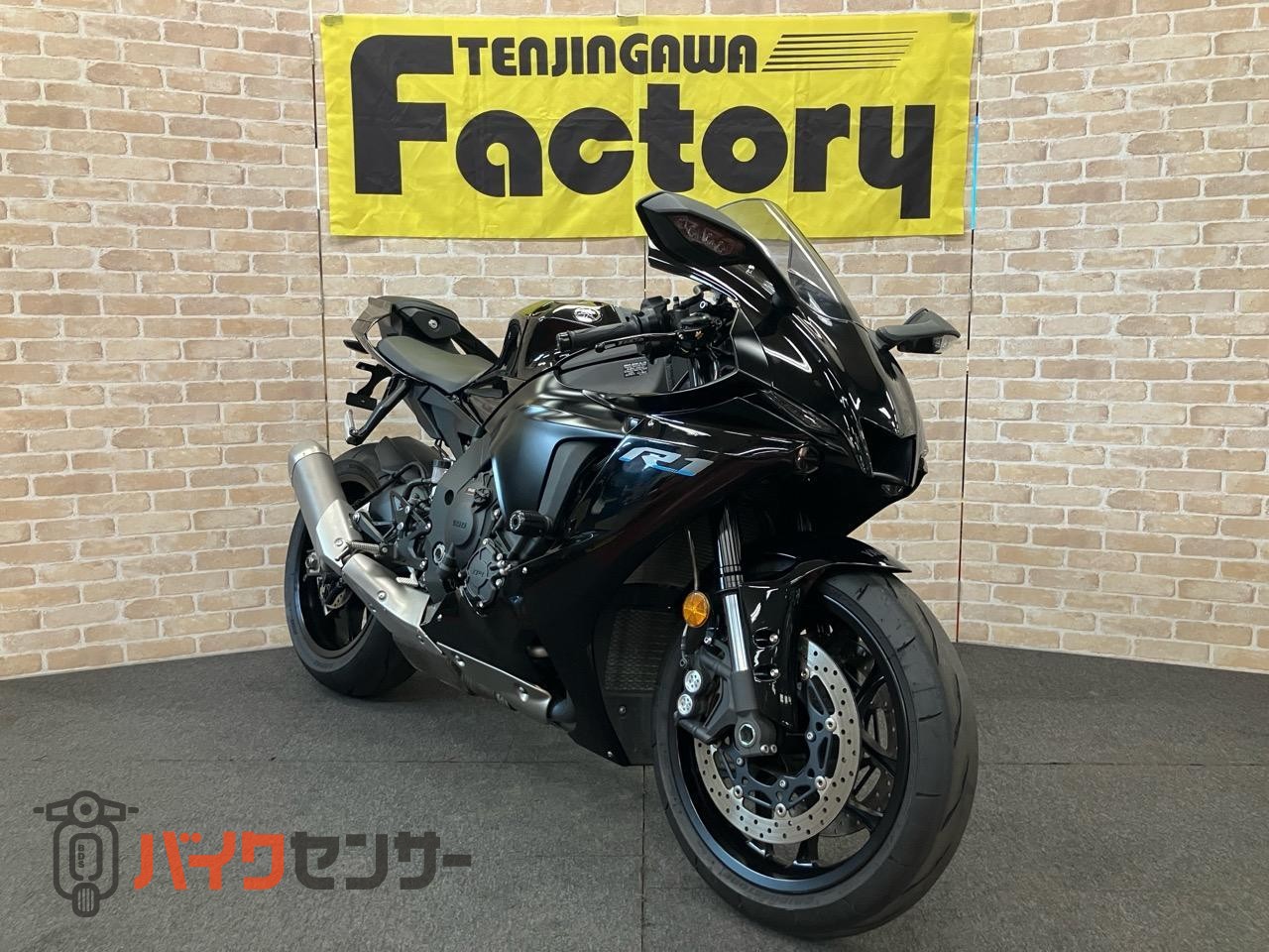 YZF-R1　2023年モデル　RN65J　左右ZETAレバー　ETC　フェンダーレス　ベビーフェイス　スライダー_0