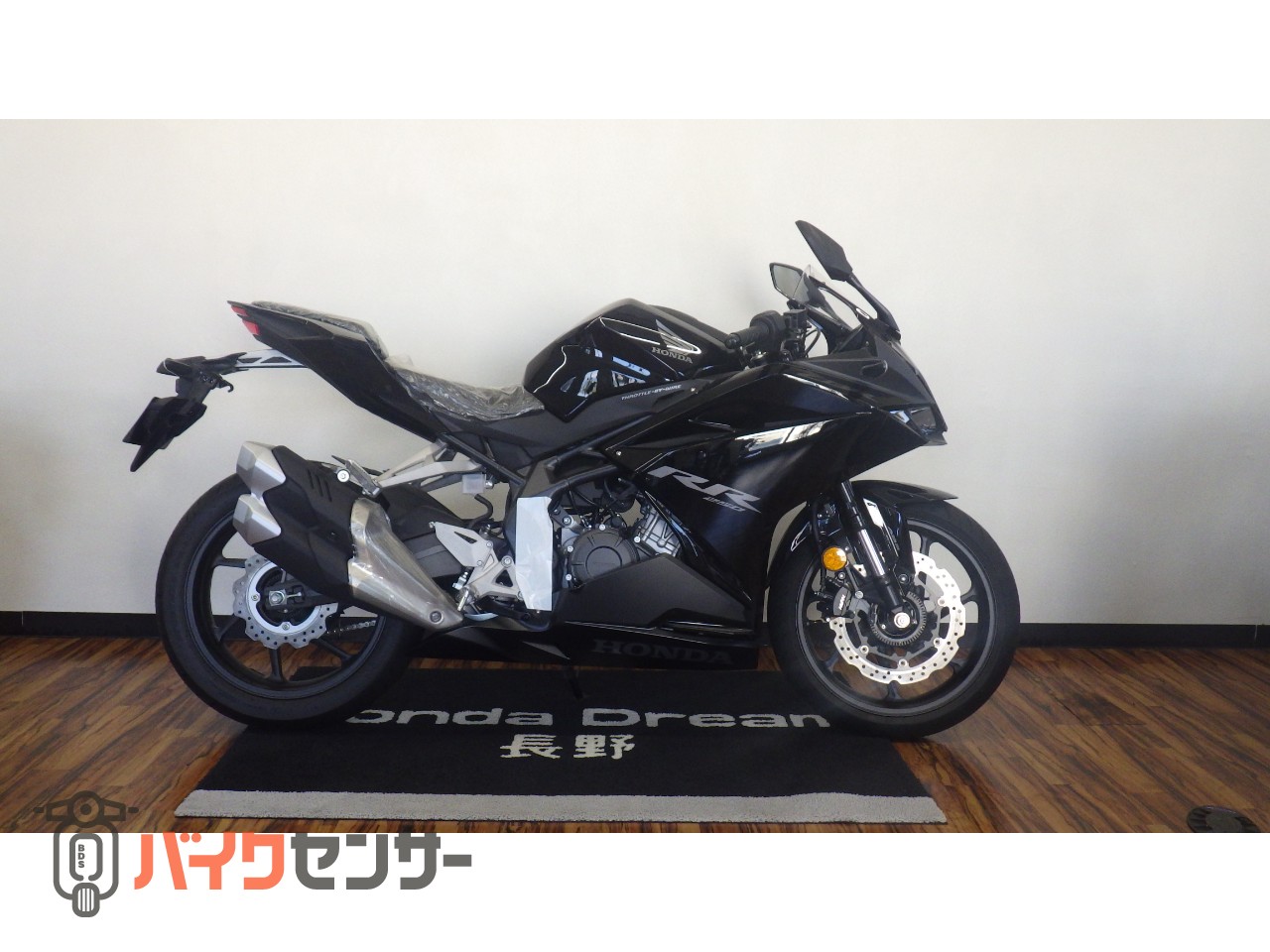 バイク CBR250RR(MC51) ホンダ CBR250RR (MC51) 2022年式 2BK-MC51の諸元・スペック情報