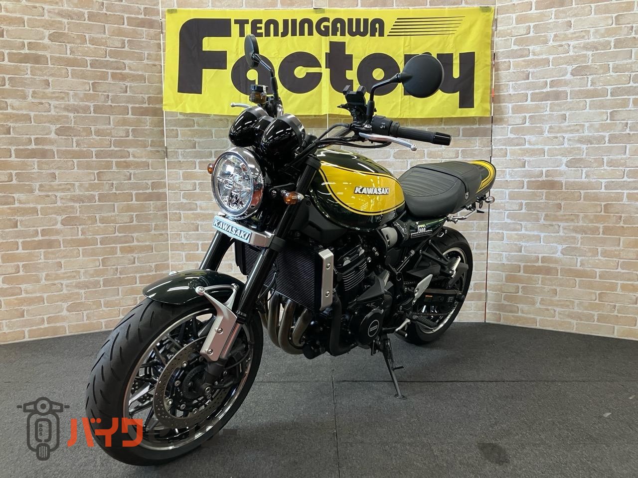 Z900RS イエローボールエディション　SP忠男マフラー　フェンダーレス　ウインカー　ロングテール　ステムエンブレム　ショートZ2ミラー_3