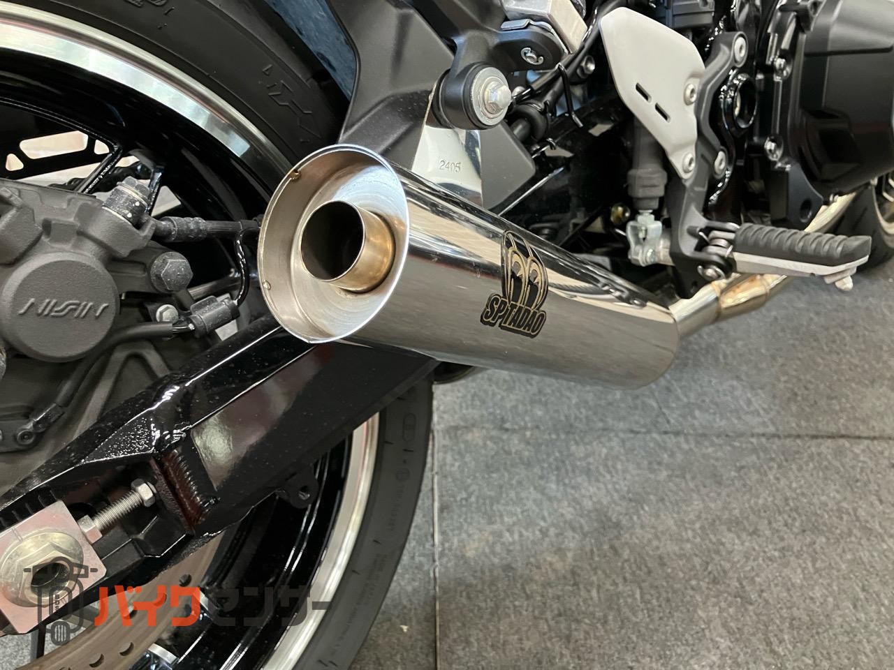 Z900RS イエローボールエディション　SP忠男マフラー　フェンダーレス　ウインカー　ロングテール　ステムエンブレム　ショートZ2ミラー_7