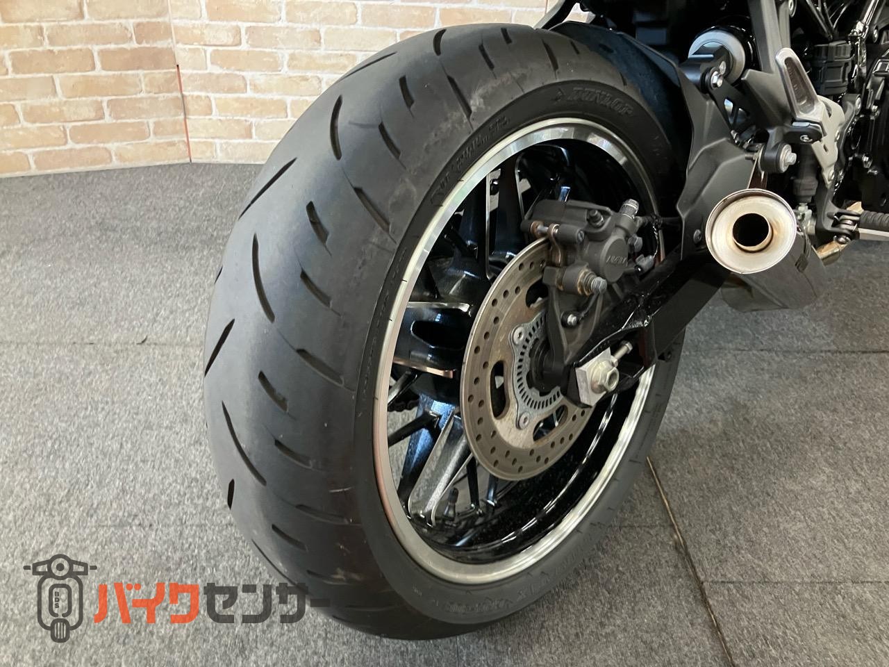 Z900RS イエローボールエディション　SP忠男マフラー　フェンダーレス　ウインカー　ロングテール　ステムエンブレム　ショートZ2ミラー_8