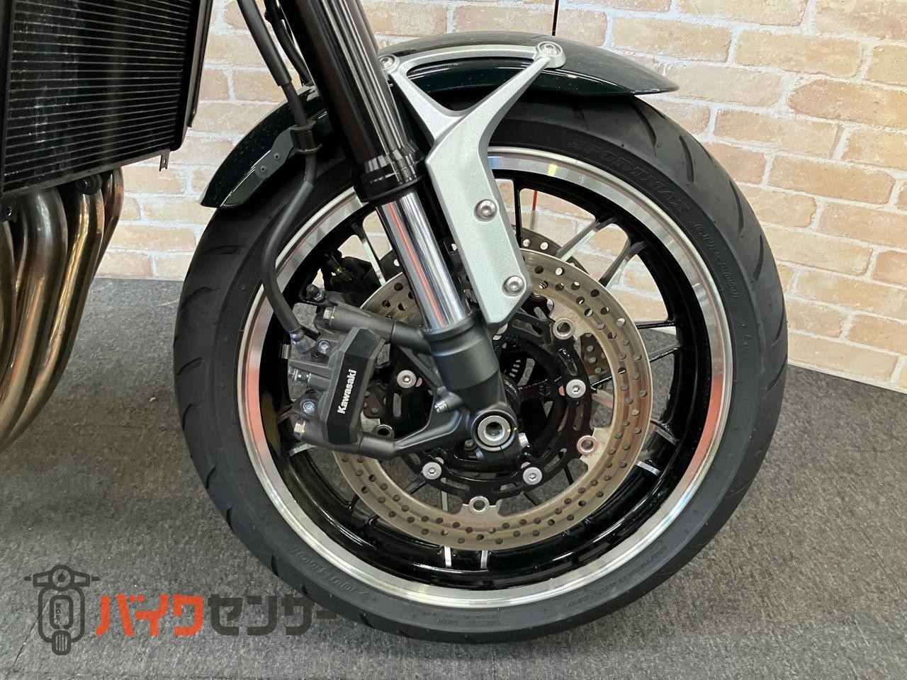 Z900RS イエローボールエディション　SP忠男マフラー　フェンダーレス　ウインカー　ロングテール　ステムエンブレム　ショートZ2ミラー_17
