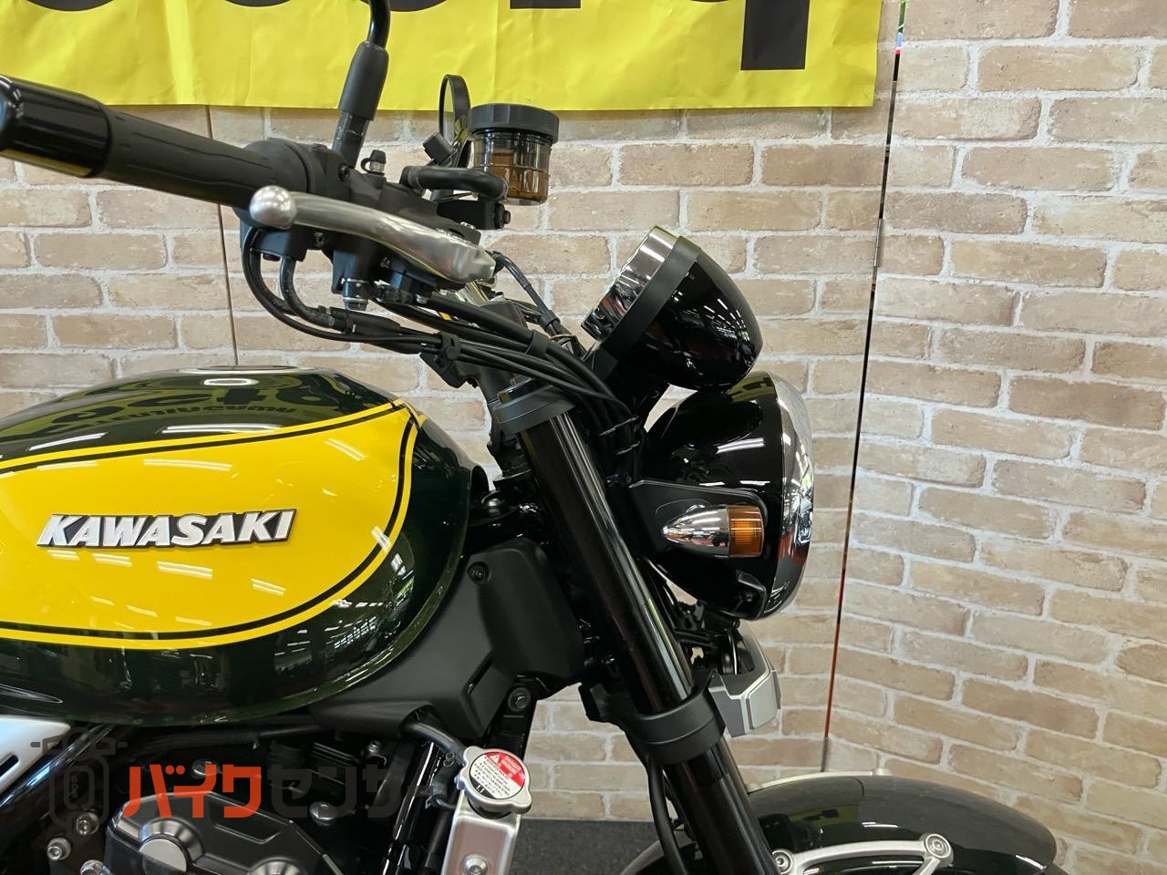 Z900RS イエローボールエディション　SP忠男マフラー　フェンダーレス　ウインカー　ロングテール　ステムエンブレム　ショートZ2ミラー_18
