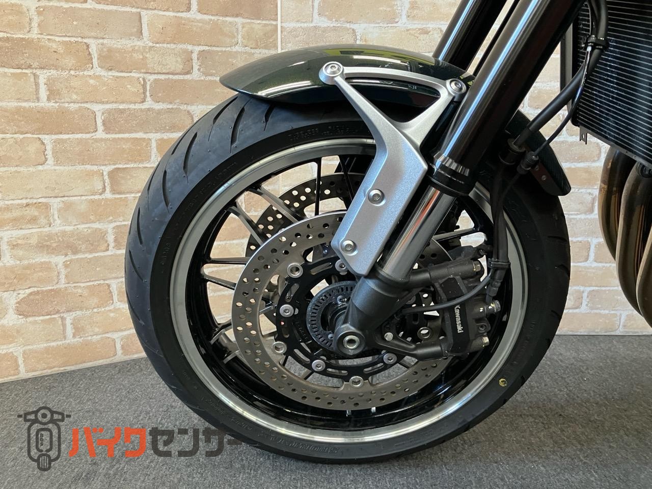 Z900RS イエローボールエディション　SP忠男マフラー　フェンダーレス　ウインカー　ロングテール　ステムエンブレム　ショートZ2ミラー_34