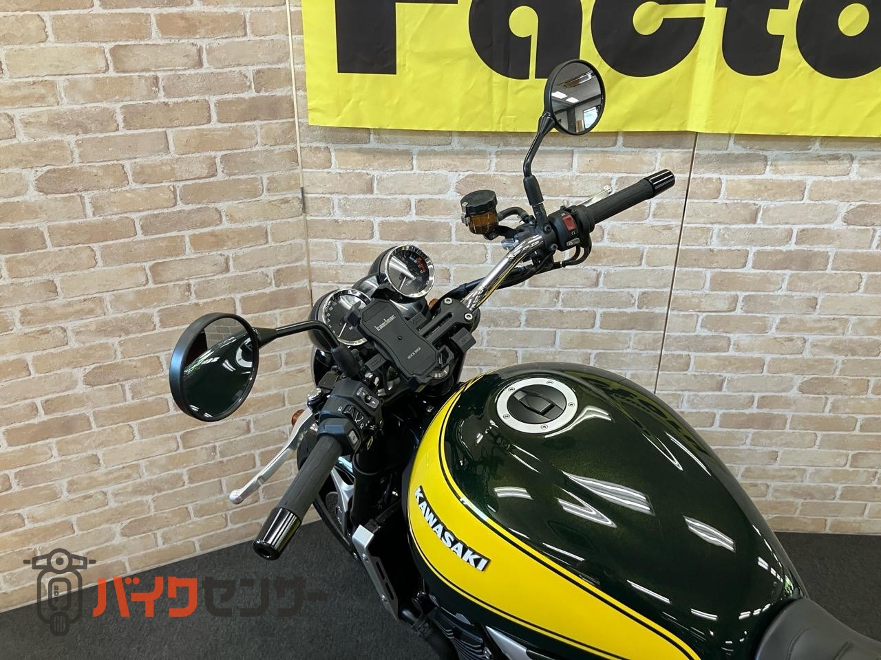 Z900RS イエローボールエディション　SP忠男マフラー　フェンダーレス　ウインカー　ロングテール　ステムエンブレム　ショートZ2ミラー_37