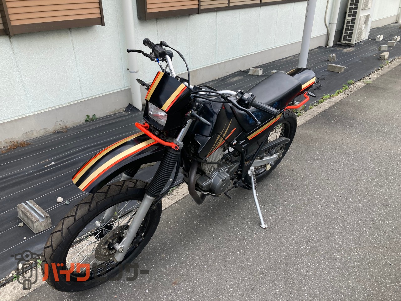 ヤマハ セロー225 社外マフラー/LEDウインカー/前後タイヤ新品 B520022
