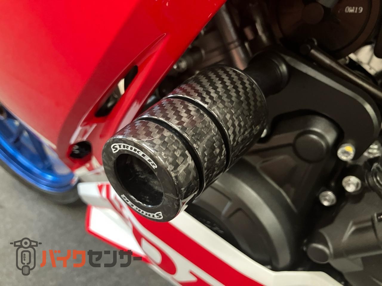 CBR250RR　マルケジーニホイール　オーリンズリアサス　OVERハンドル　マジカルスクリーン前後フェンダー　ベビーフェイスステップ等_20