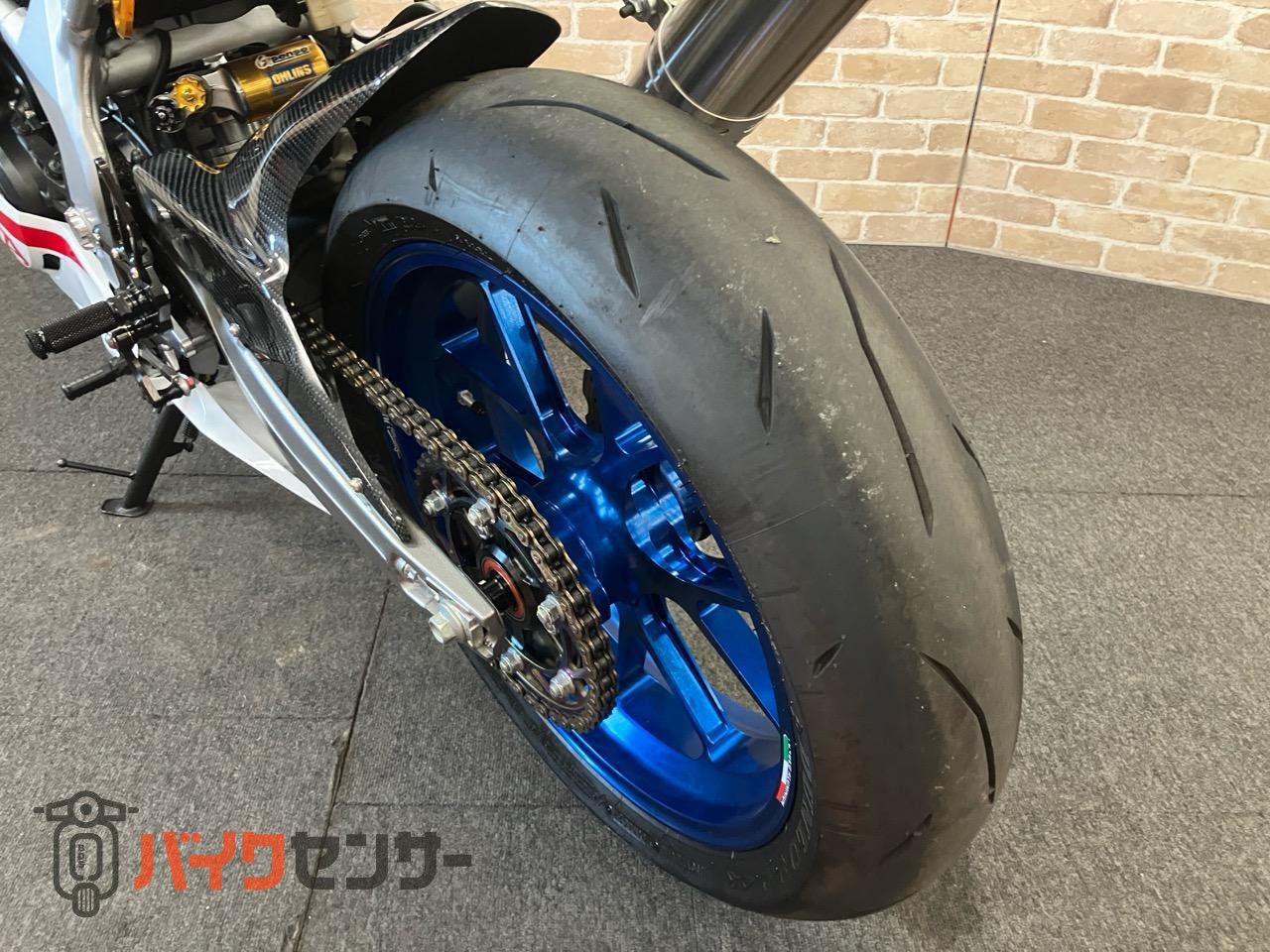 CBR250RR　マルケジーニホイール　オーリンズリアサス　OVERハンドル　マジカルスクリーン前後フェンダー　ベビーフェイスステップ等_30