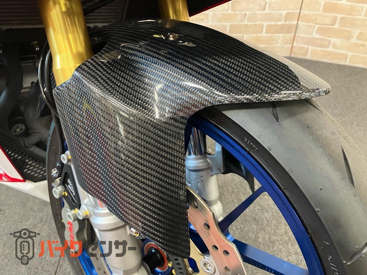 CBR250RR　マルケジーニホイール　オーリンズリアサス　OVERハンドル　マジカルスクリーン前後フェンダー　ベビーフェイスステップ等_33
