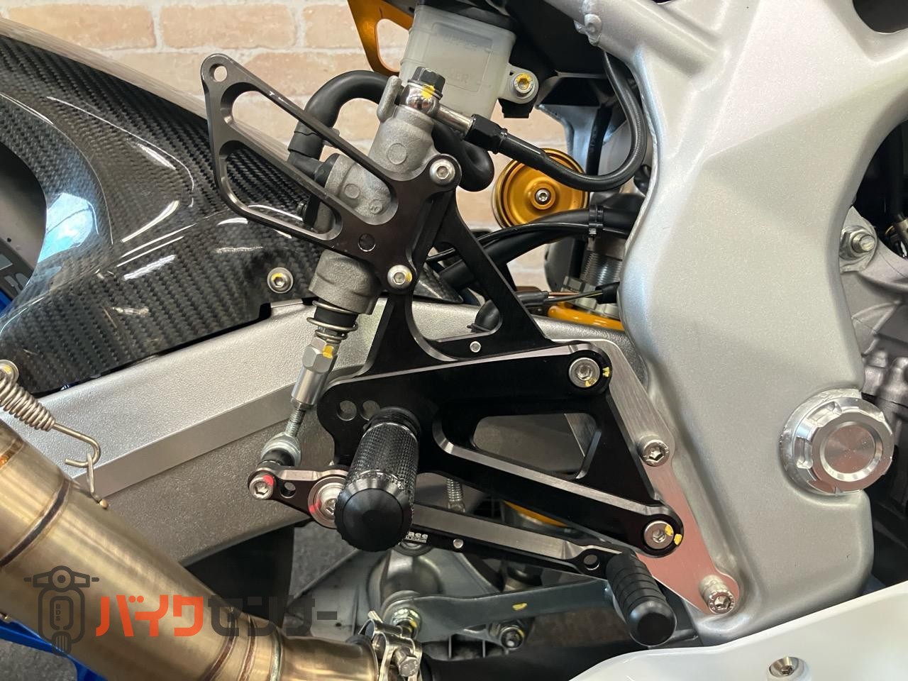 CBR250RR　マルケジーニホイール　オーリンズリアサス　OVERハンドル　マジカルスクリーン前後フェンダー　ベビーフェイスステップ等_44
