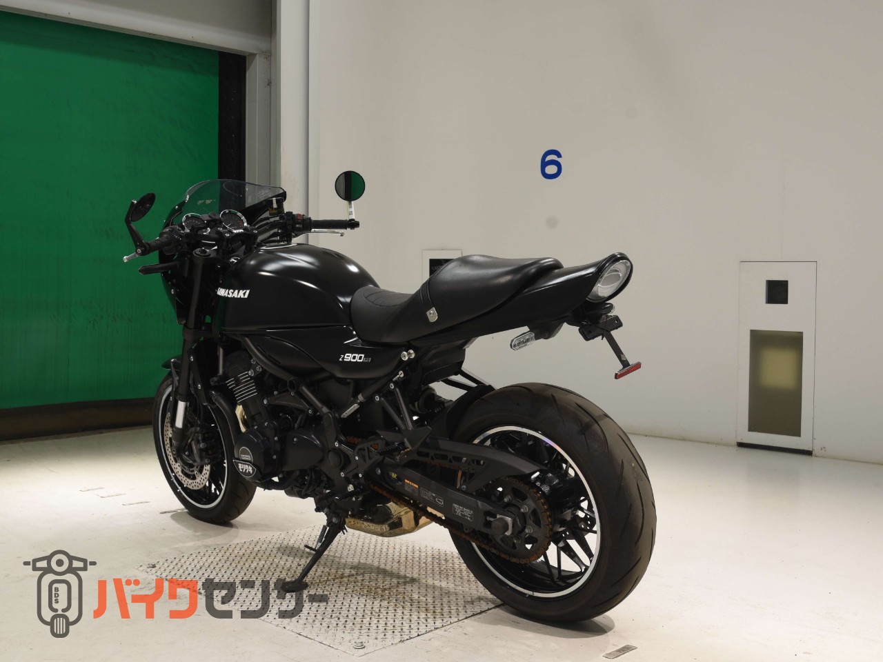 Z900RSカフェ マットブラック塗装　アエラ　ステップ　コアガード　ロングテール　PMCクリアテール　ハイサイダーミラー　モリワキガード_5