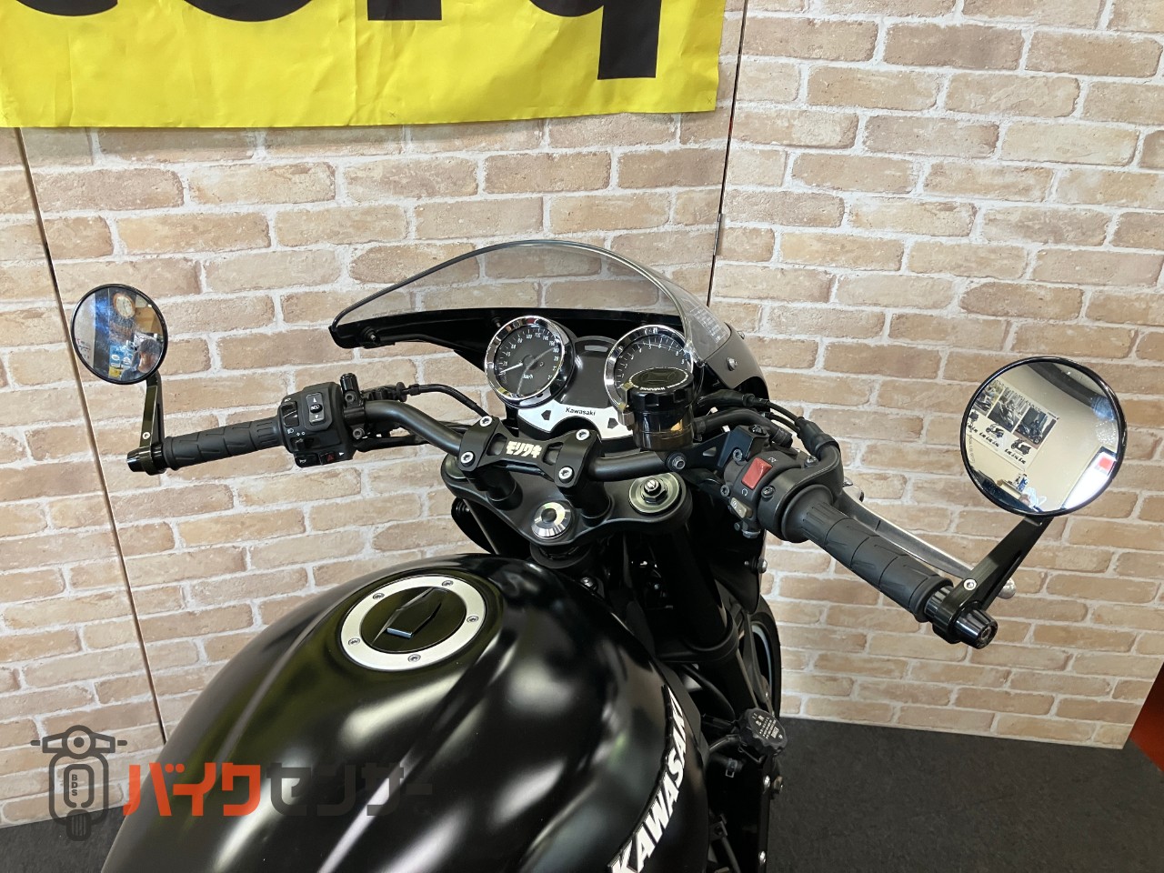 Z900RSカフェ マットブラック塗装　アエラ　ステップ　コアガード　ロングテール　PMCクリアテール　ハイサイダーミラー　モリワキガード_8