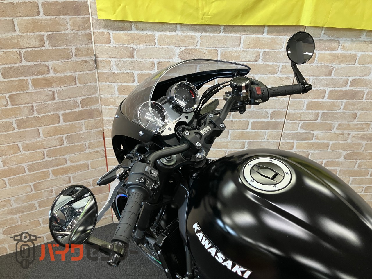 Z900RSカフェ マットブラック塗装　アエラ　ステップ　コアガード　ロングテール　PMCクリアテール　ハイサイダーミラー　モリワキガード_13