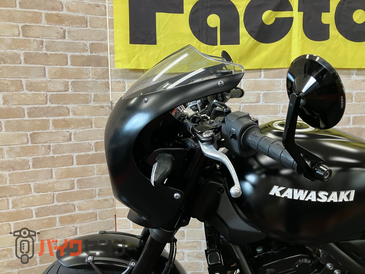 Z900RSカフェ マットブラック塗装　アエラ　ステップ　コアガード　ロングテール　PMCクリアテール　ハイサイダーミラー　モリワキガード_18