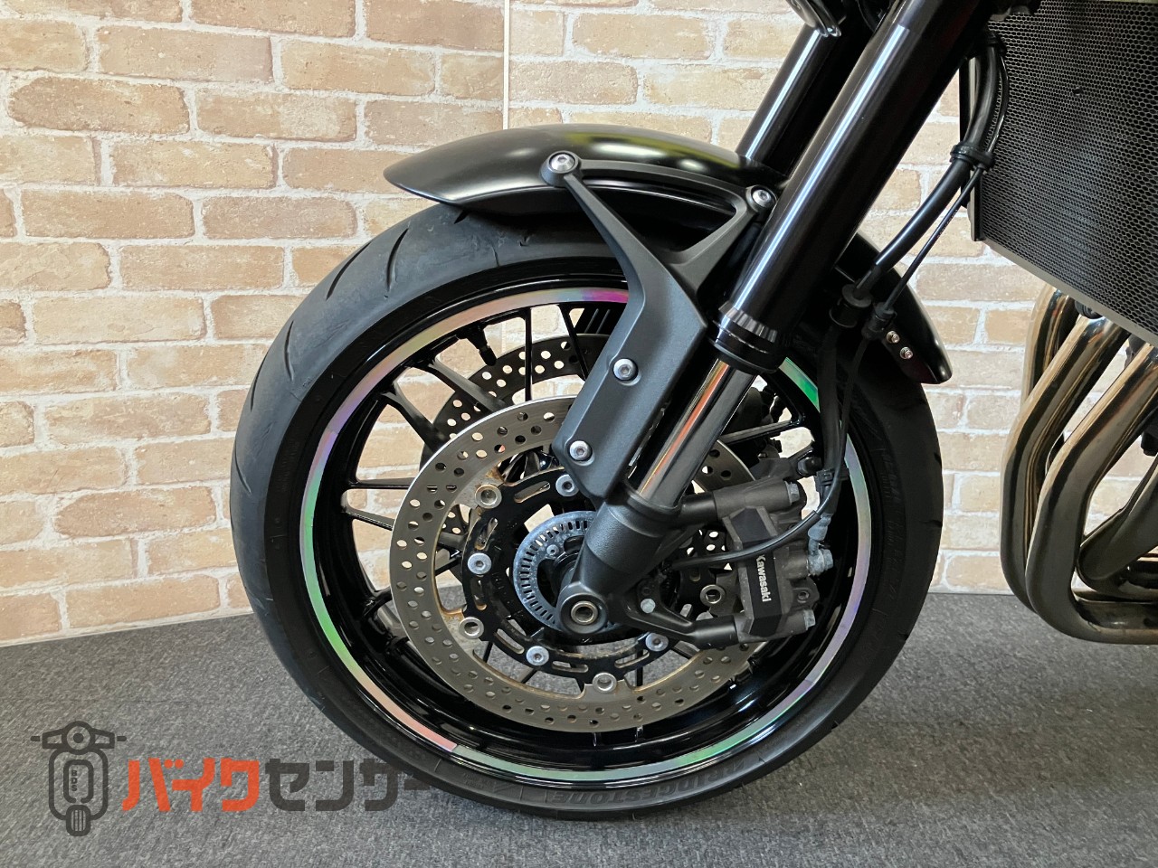 Z900RSカフェ マットブラック塗装　アエラ　ステップ　コアガード　ロングテール　PMCクリアテール　ハイサイダーミラー　モリワキガード_19