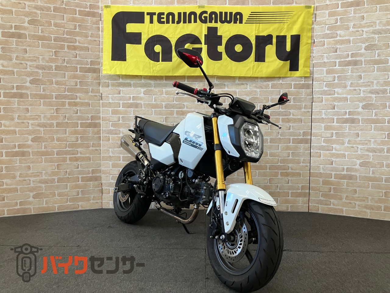グロム 　５速モデル　TAKEGAWA マフラー　ウインカー　OVERバックステップ　フェンダーレス　ハリケーンハンドル_2