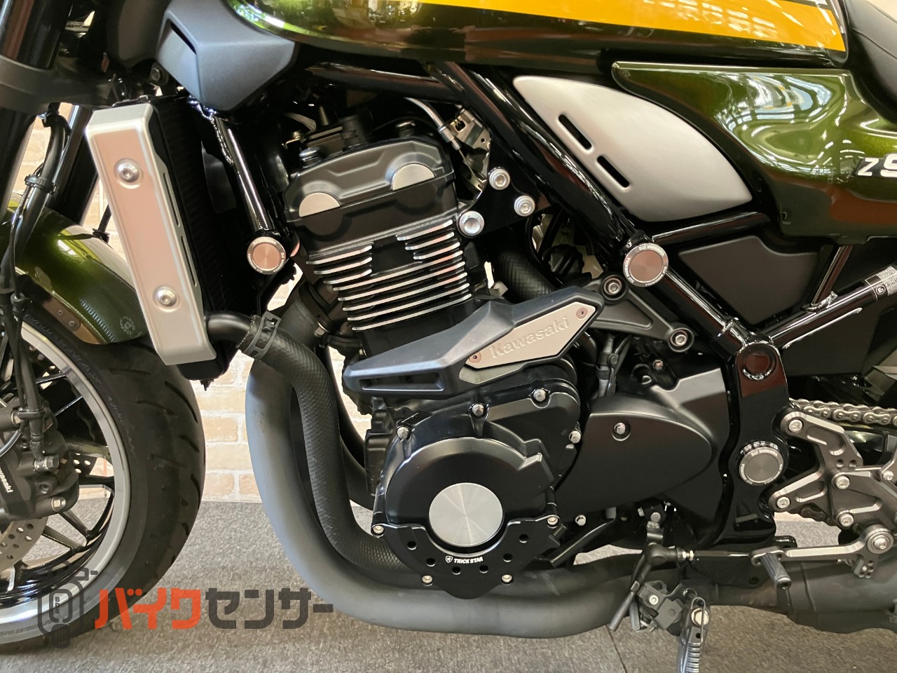 Z900RS ドレミ　ストリート4　ロングテール　リアオーリンズ　ビキニカウル　コアガード　トリックスターガード等カスタム多数_15