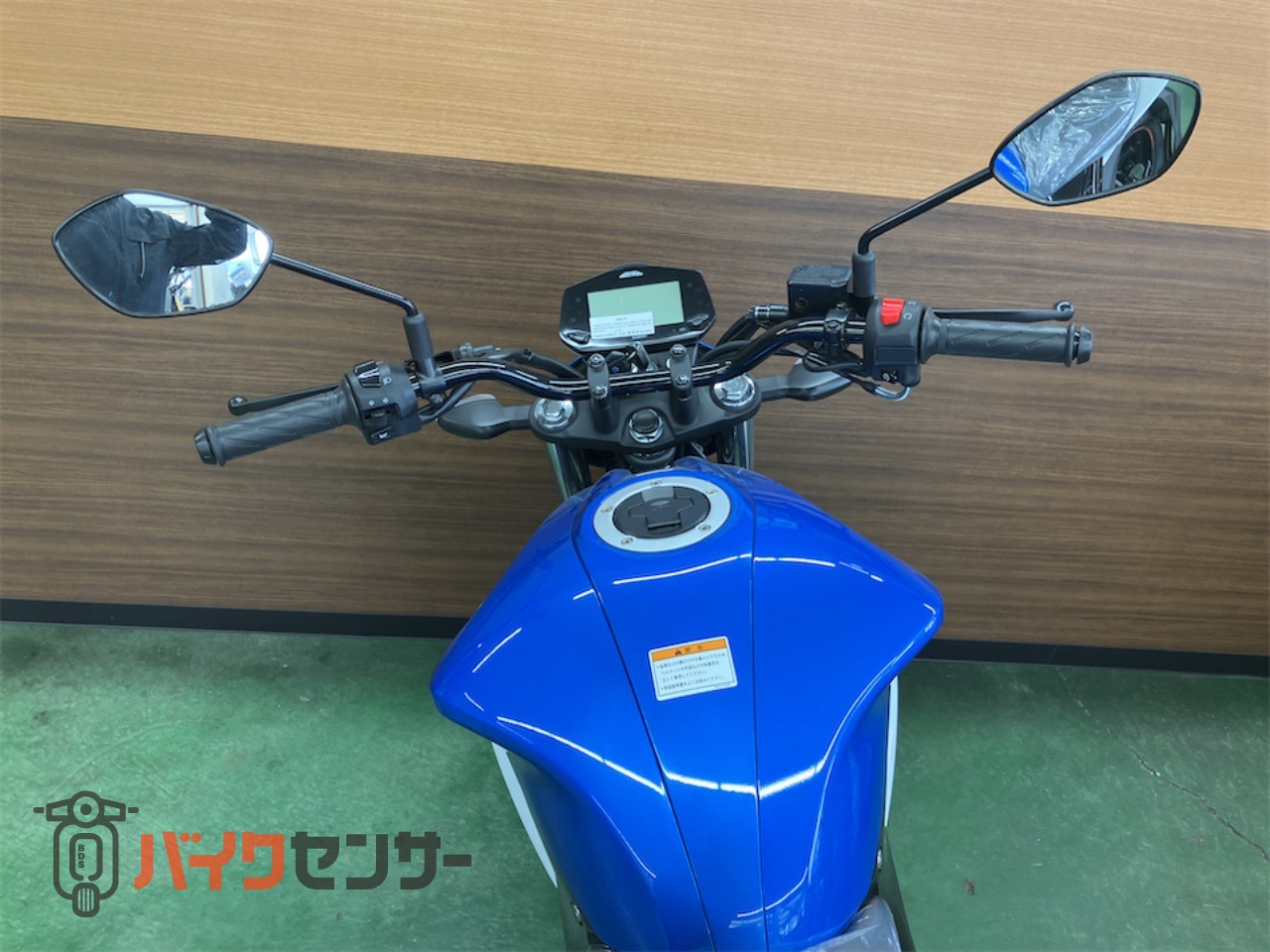 スズキ GIXXER150 トリトンブルーメタリック/パールグレッシャー