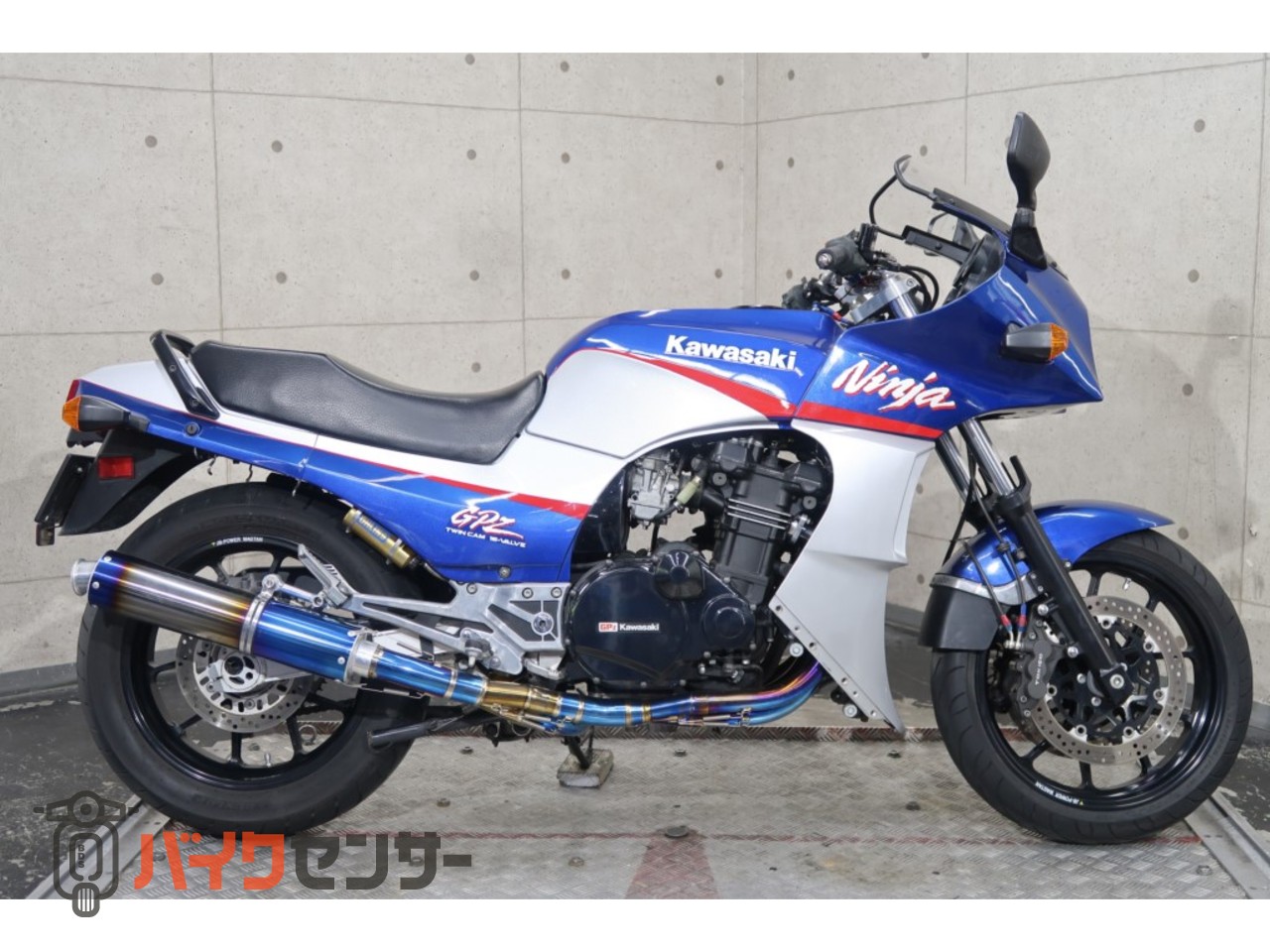 カワサキ GPZ900R ZX900A-A16 ファイナルエディション チタン