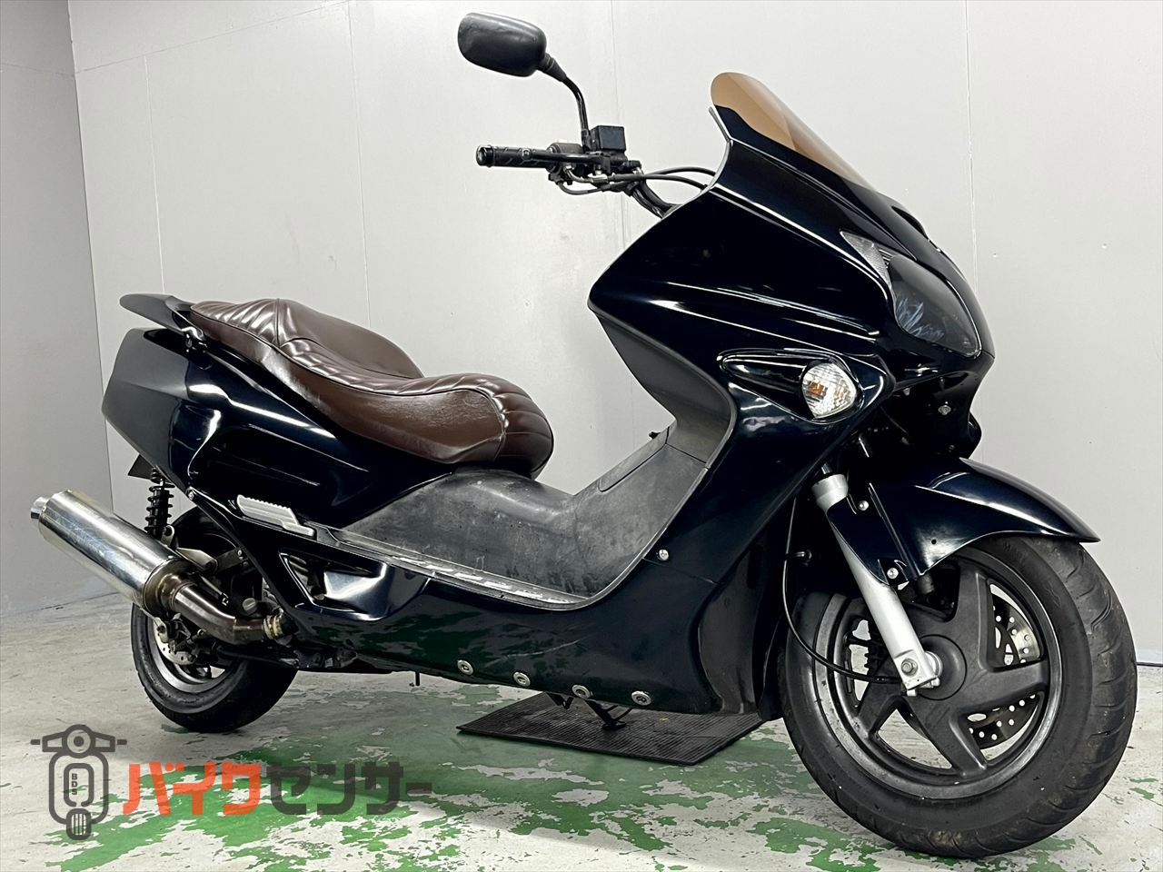ホンダ フォルツァ MF06 2002年モデル 社外マフラー シート