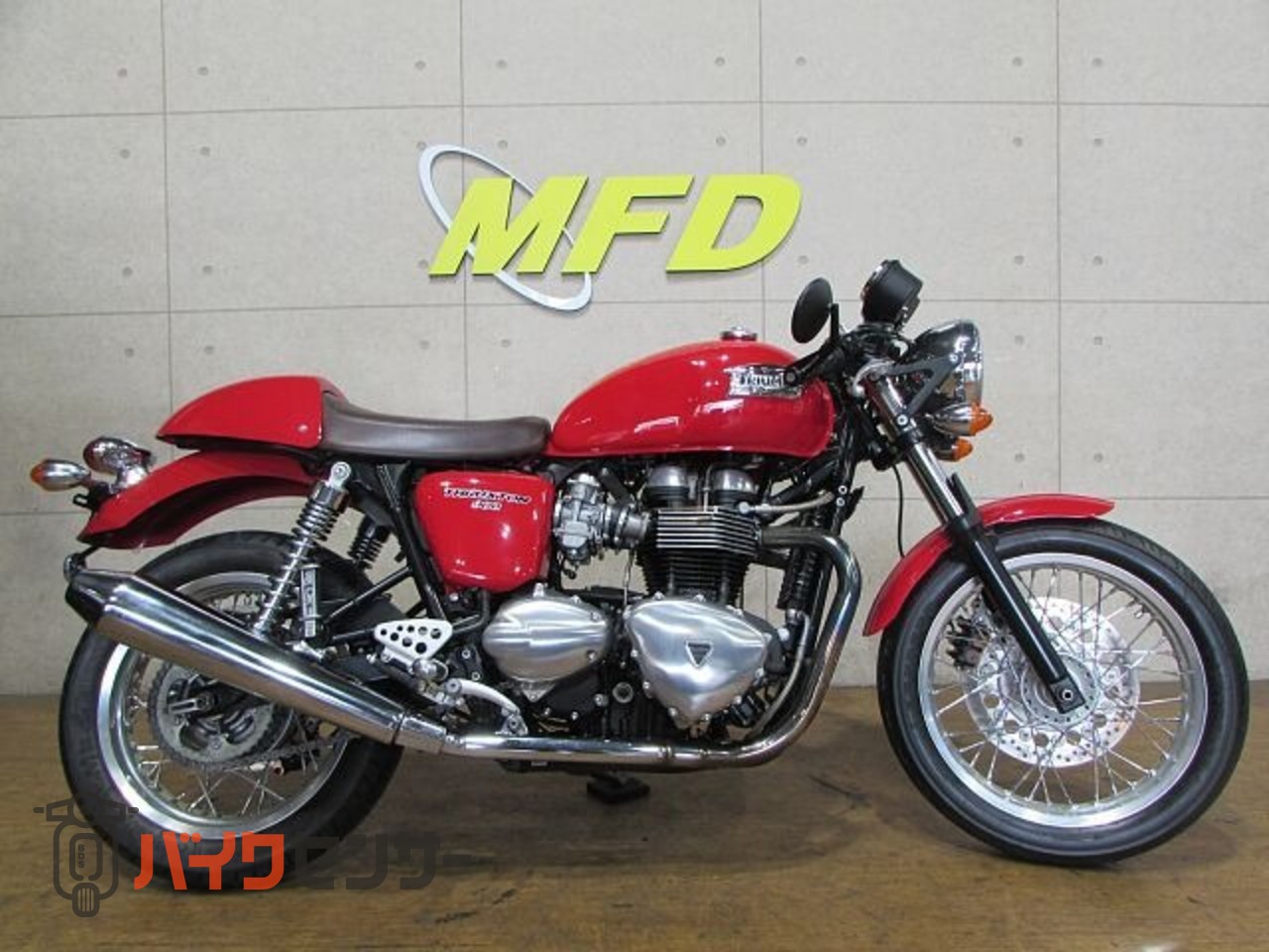 トライアンフ スラクストン900 ETC車載器付き! フルノーマルでシングル