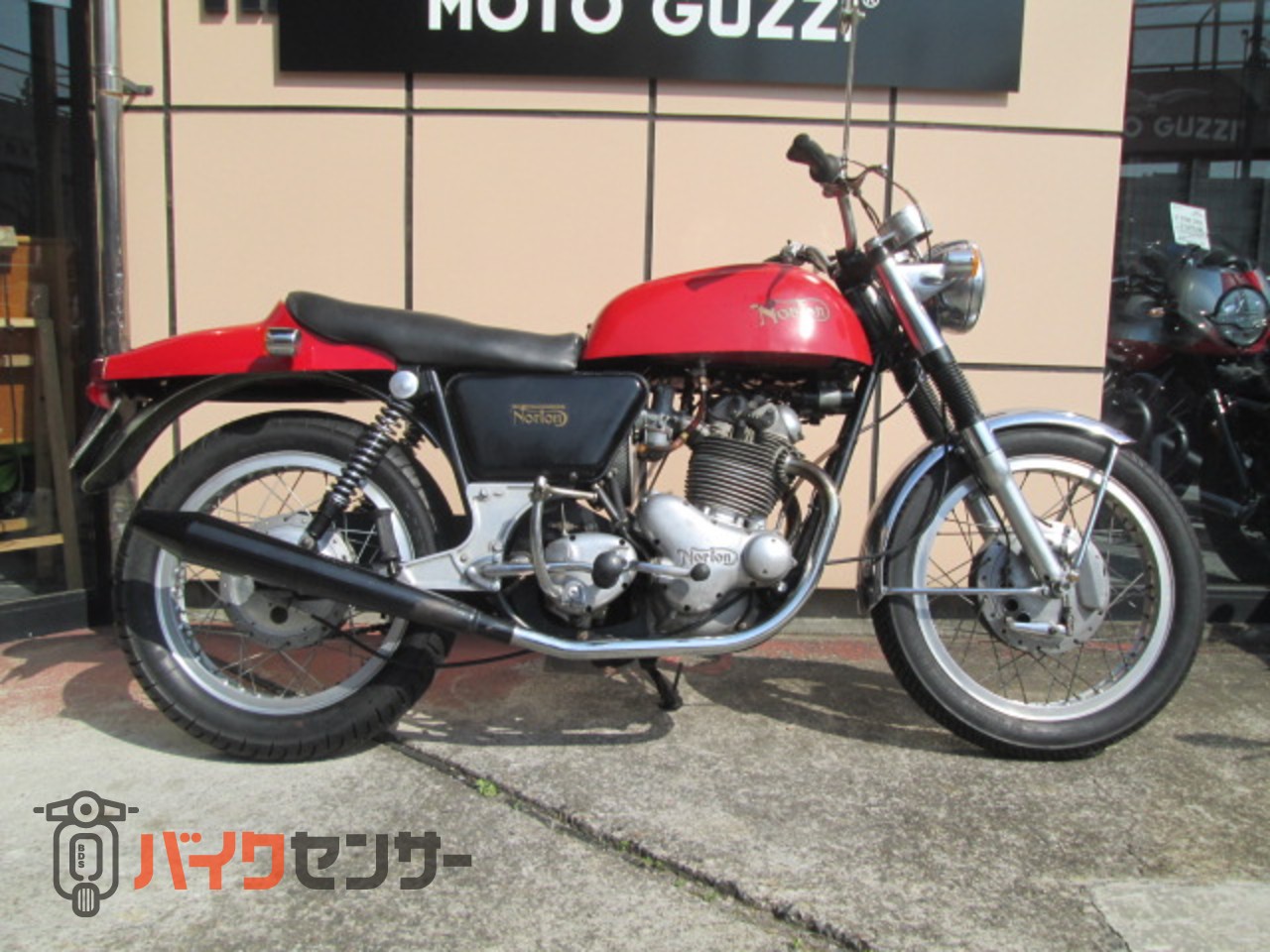 ノートン コマンド750 ファーストバック マークⅡ B525372| BDSバイク