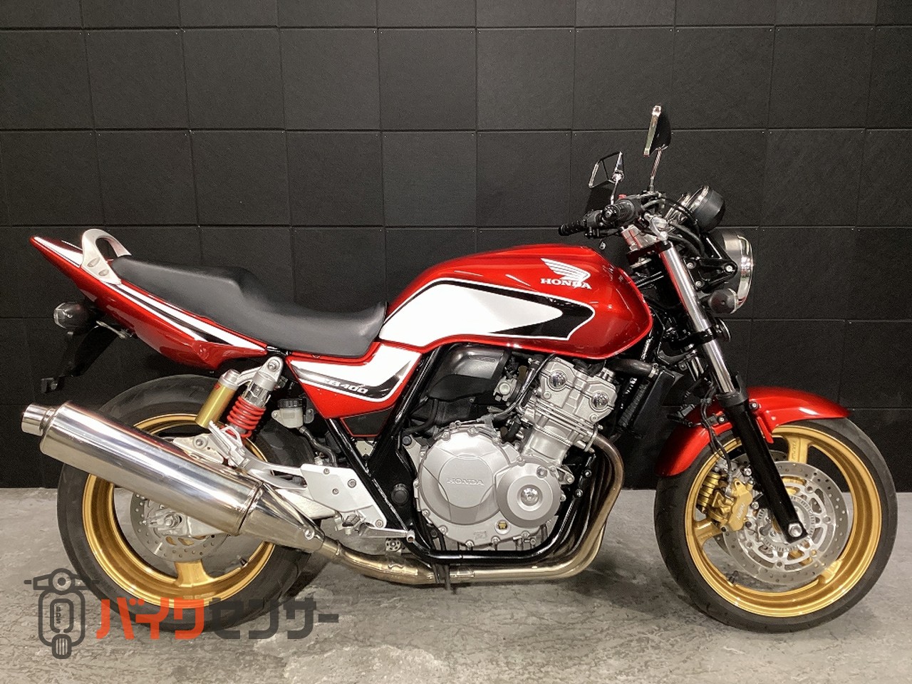 CB400Sf.SB ＮＣ42ABS付き CB400SF/SBで〈左右2本出しマフラー〉を楽しむ！ SP忠男の