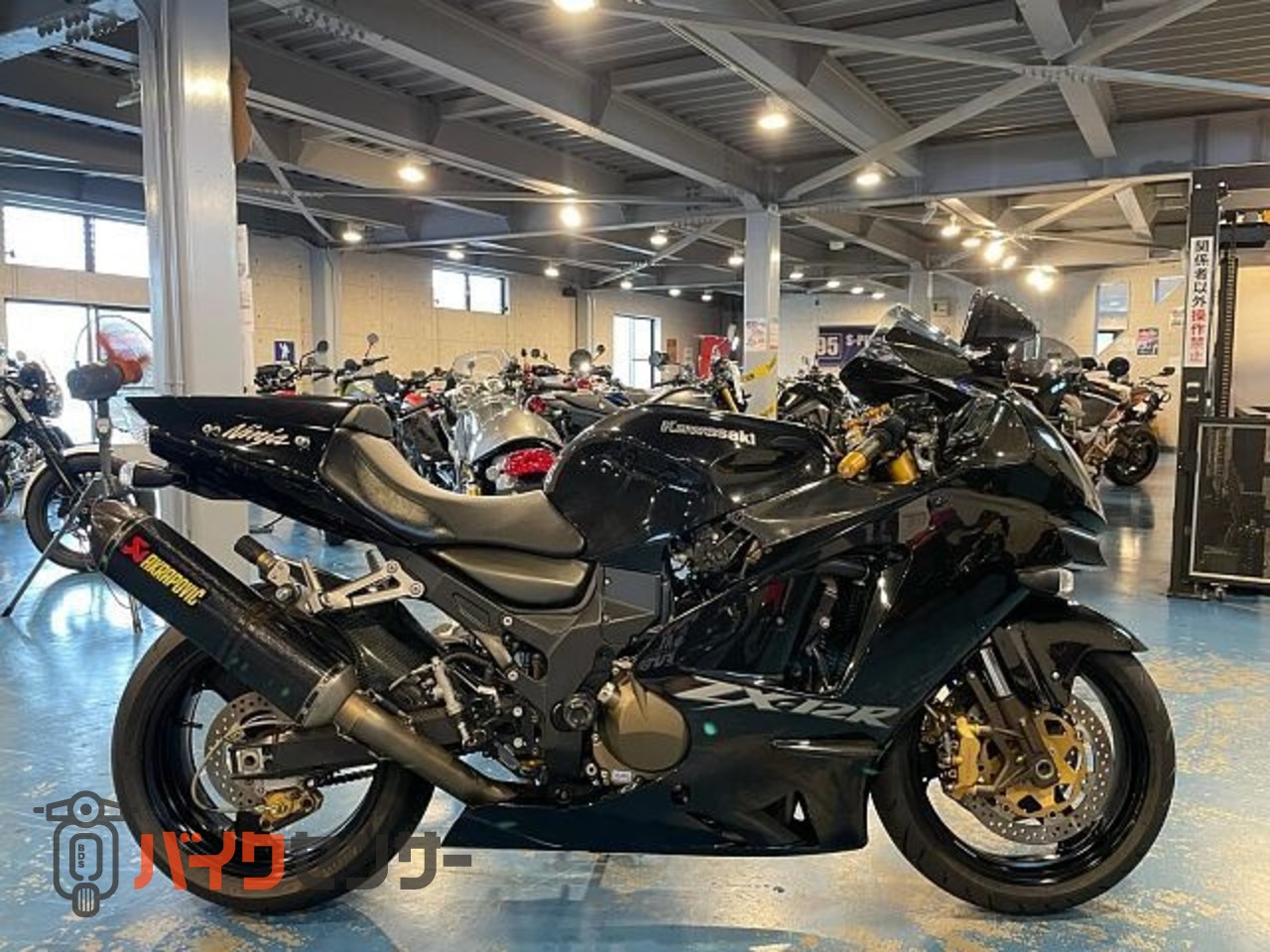 カワサキ NINJA ZX-12R 最終B4モデル アクラフルエキゾースト