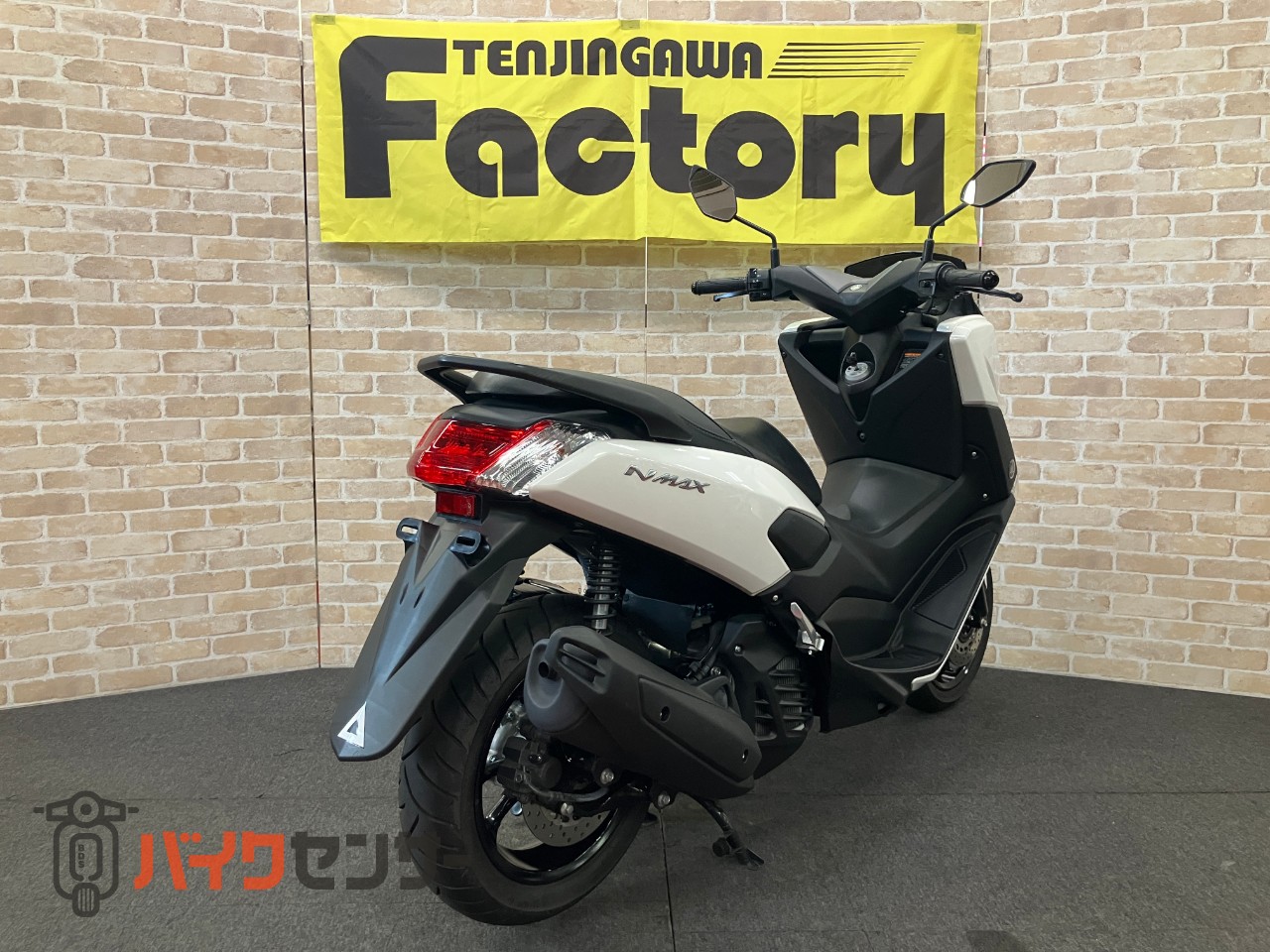 NMAX 125　ABS　メカニカルキー　フルノーマル_2