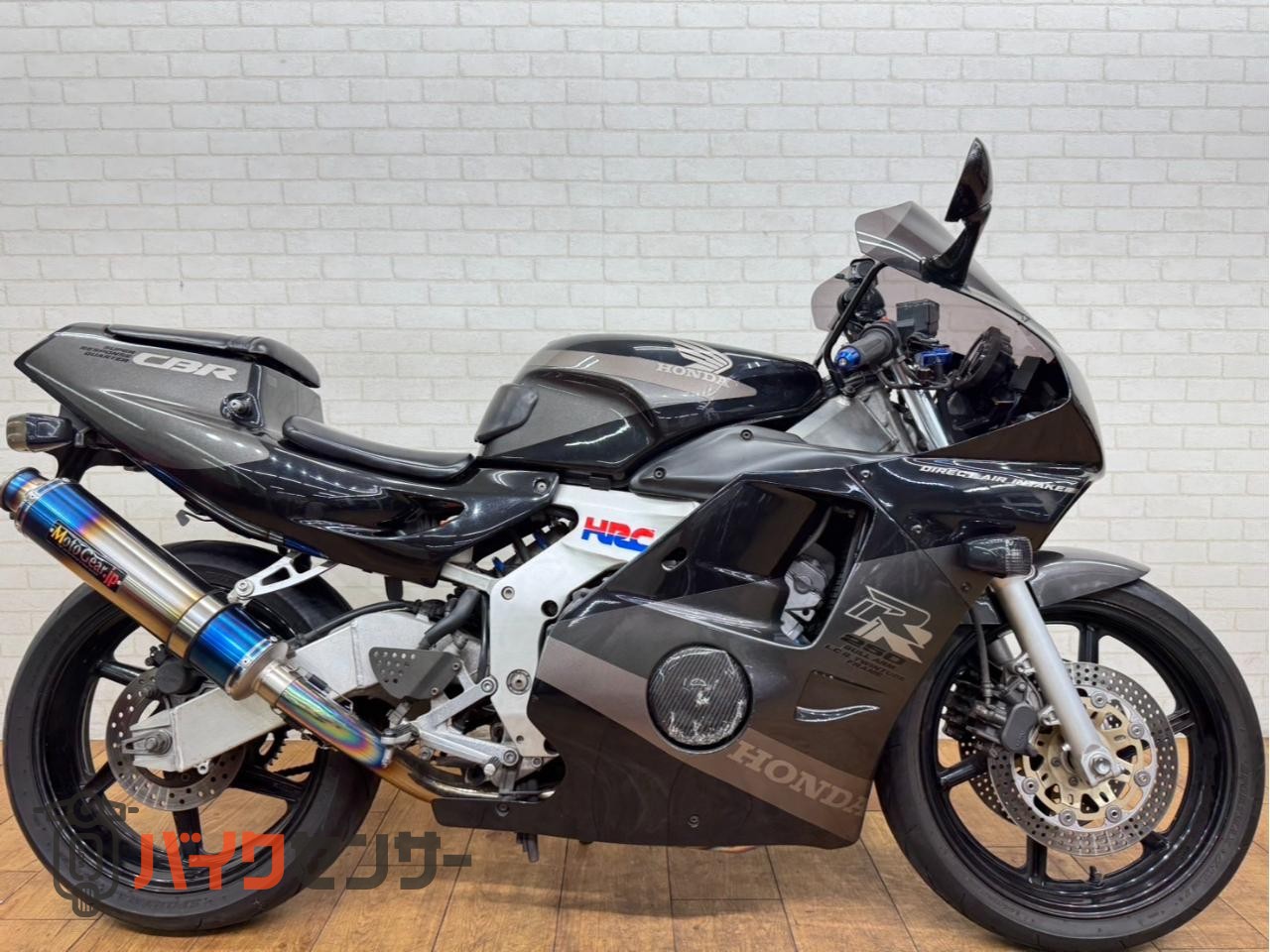 ホンダ CBR250RR(MC22) LEDライト モトギアマフラー カスタム 