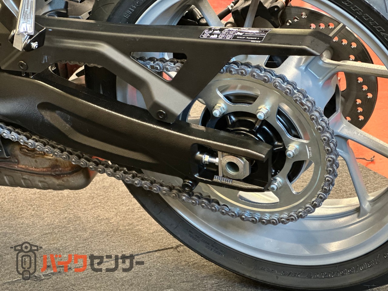 GSX-8R 双方向クイックシフター　ドライブモードセレクト　電子スロットル　2025年モデル_8