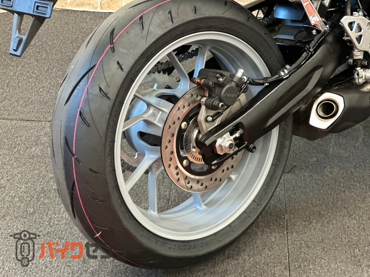 GSX-8R 双方向クイックシフター　ドライブモードセレクト　電子スロットル　2025年モデル_12